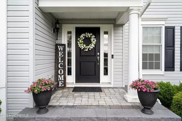 Cream Ridge, NJ 08514,29 Weathervane Circle