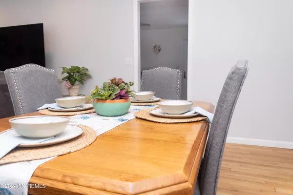 Keyport, NJ 07735,320 Beers Street