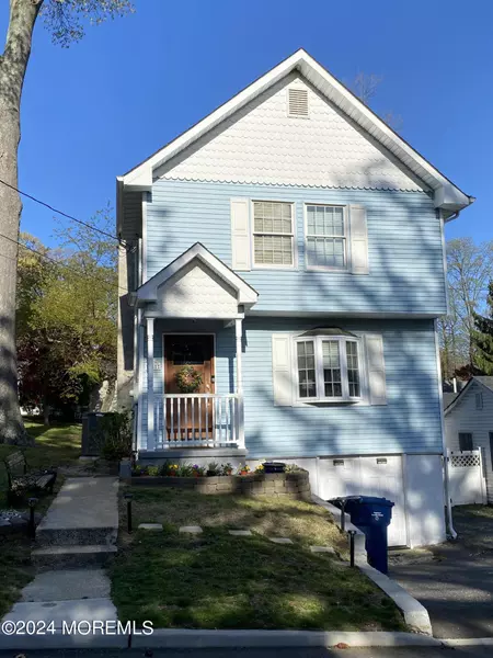 141 Chatham Avenue, Oakhurst, NJ 07755