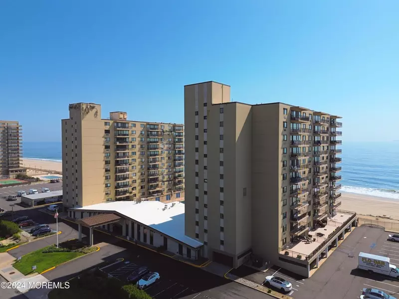 45 Ocean Avenue #10I, Monmouth Beach, NJ 07750