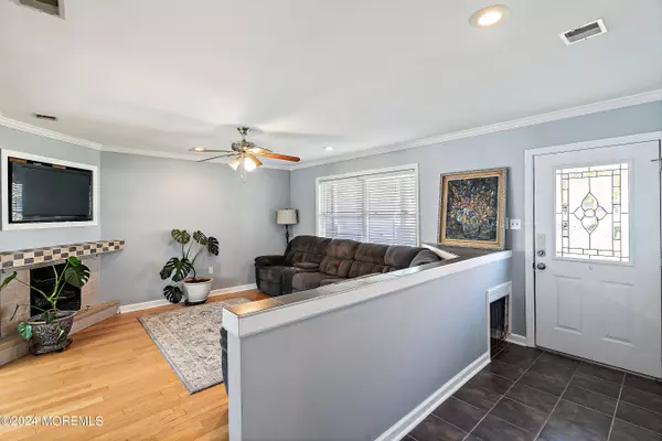 Waretown, NJ 08758,402 Fifth Street