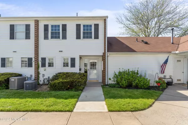 116 Walnut Drive, Spring Lake Heights, NJ 07762