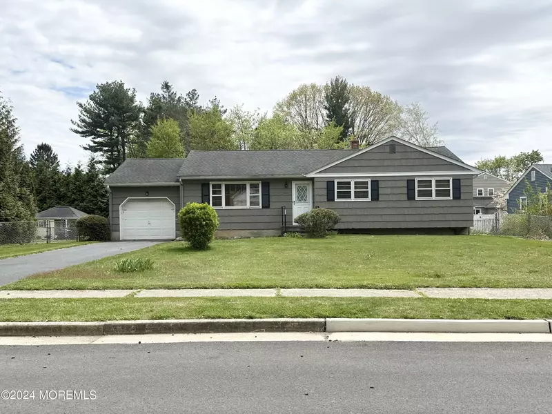 101 Lafayette Court, Freehold, NJ 07728