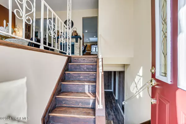 Spotswood, NJ 08884,14 North Street