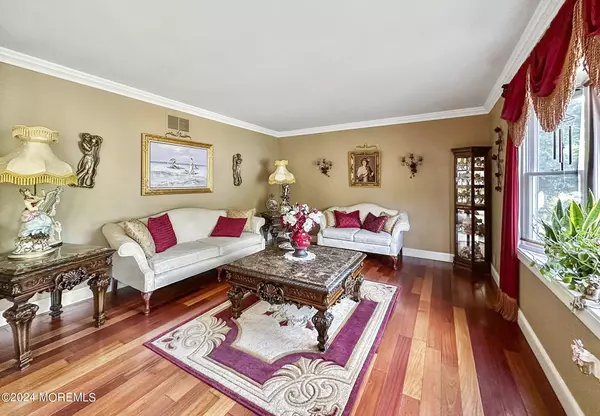 Lakewood, NJ 08701,127 Melissa Court