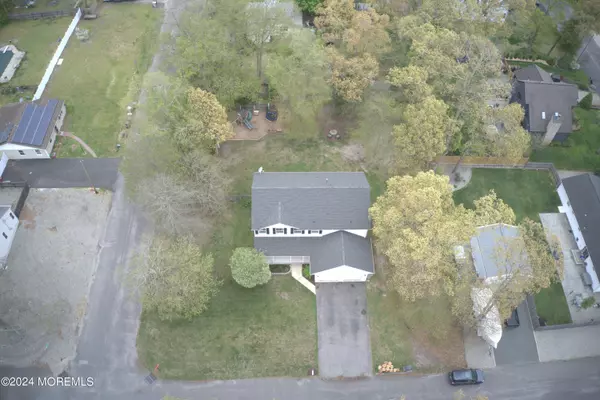 Bayville, NJ 08721,23 Blue Jay Avenue