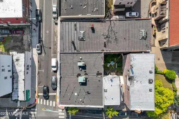 West New York, NJ 07093,5822 Kennedy Boulevard