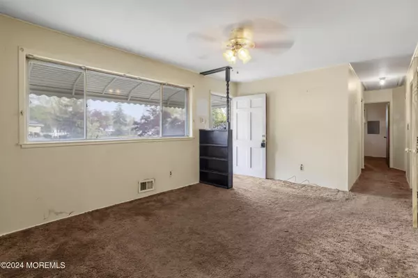 Brick, NJ 08723,137 Ashwood Drive