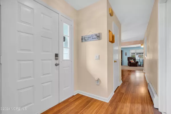 Toms River, NJ 08757,67 Redhook Bay Drive