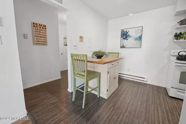 Asbury Park, NJ 07712,300 7th Avenue #14