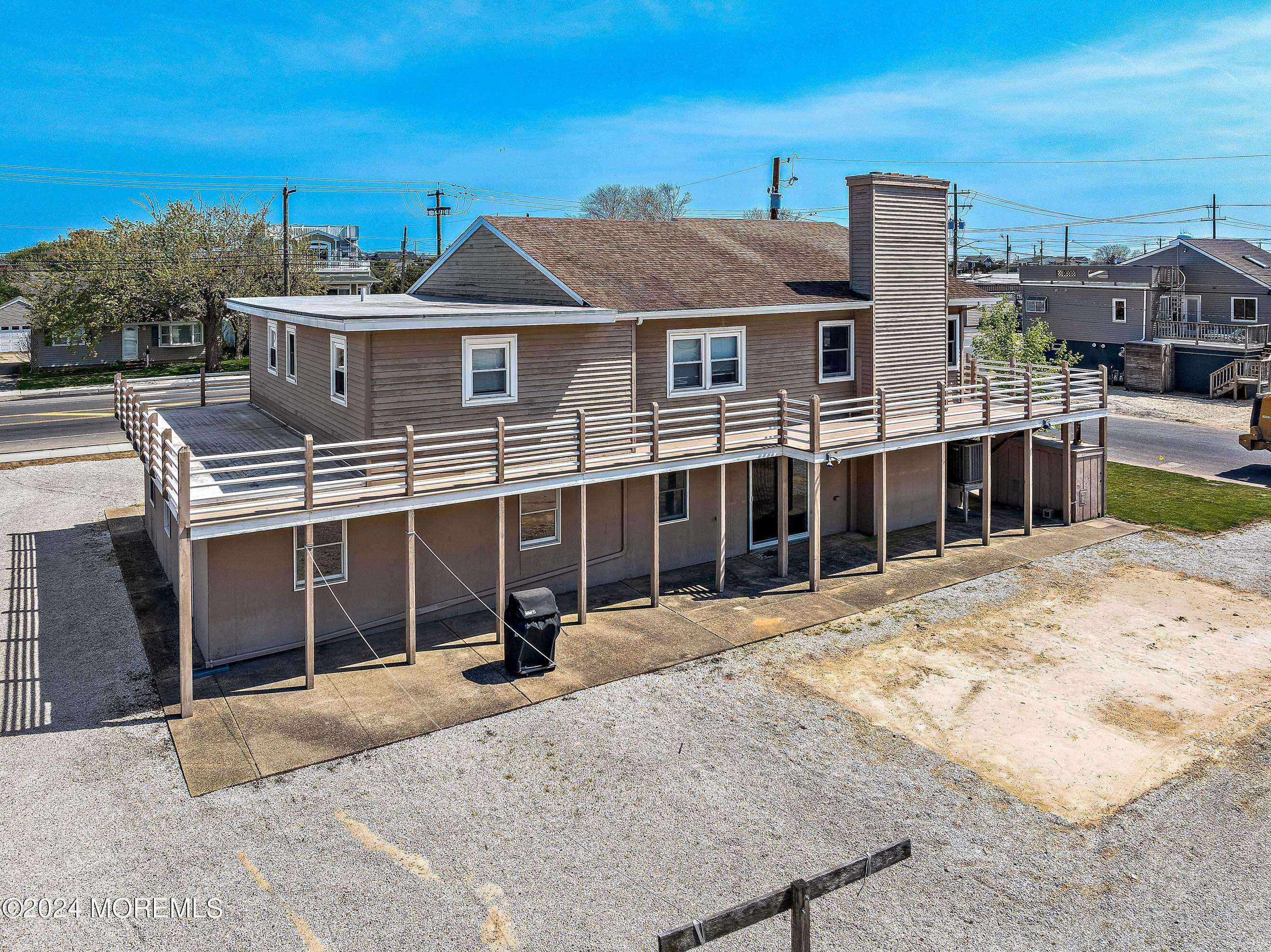 Ship Bottom, NJ 08008,615 Barnegat Avenue