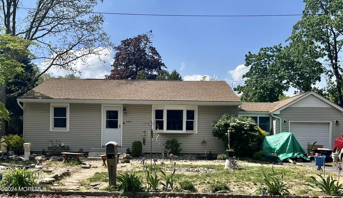 Beachwood, NJ 08722,624 Cable Avenue