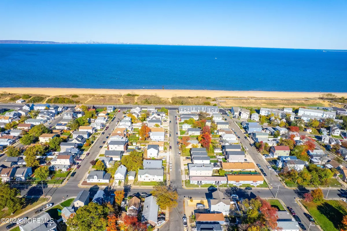 Keansburg, NJ 07734,24 Bayview Avenue