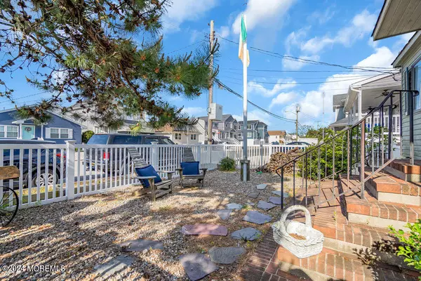 Ortley Beach, NJ 08751,307 7th Avenue