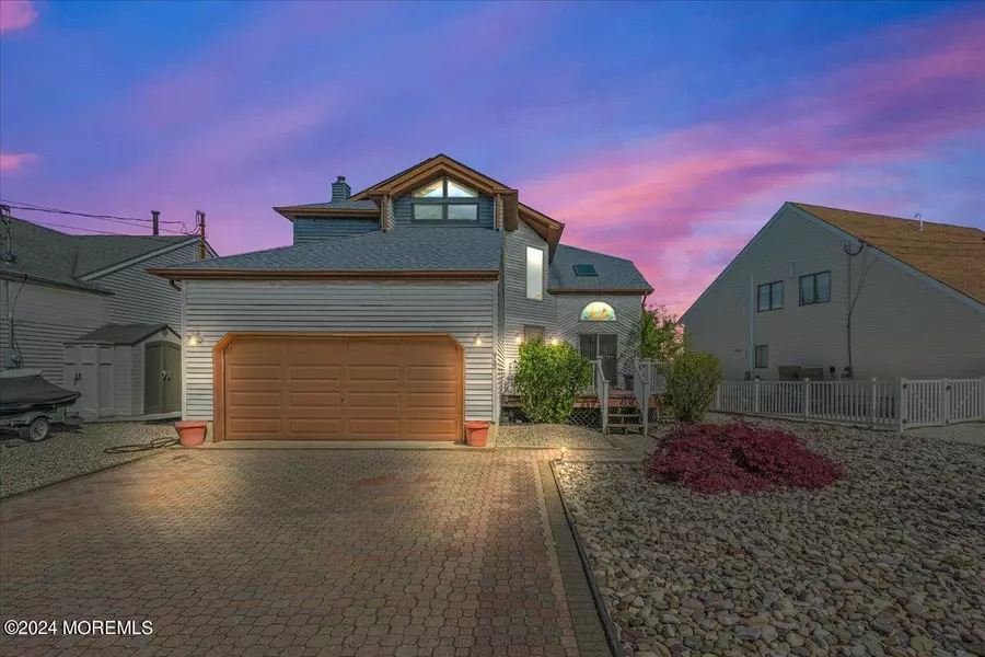 945 Mallard Drive, Lanoka Harbor, NJ 08734