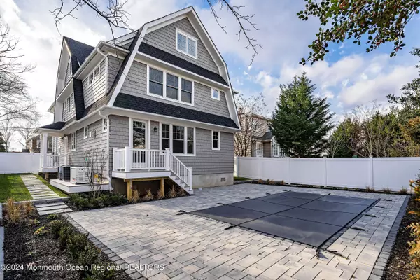 44 Cowart Avenue, Manasquan, NJ 08736