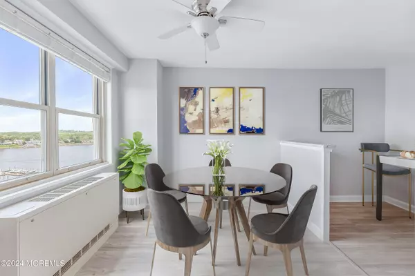 Red Bank, NJ 07701,28 Riverside Avenue #10K