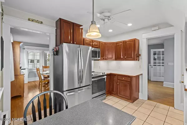 Keyport, NJ 07735,123 Maple Place