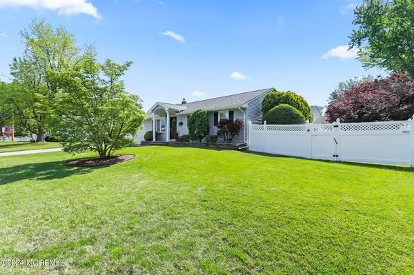 Belford, NJ 07718,75 2nd Street