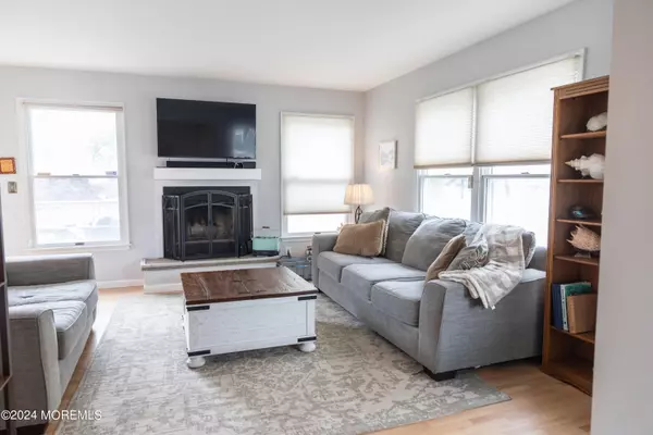 Keyport, NJ 07735,719 Prospect Avenue