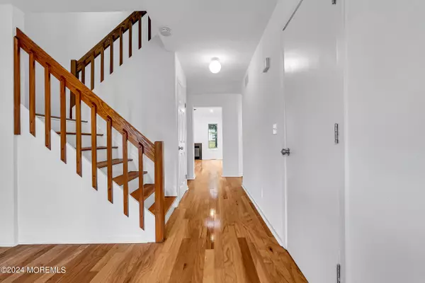 West Long Branch, NJ 07764,7 Park Meadow Lane