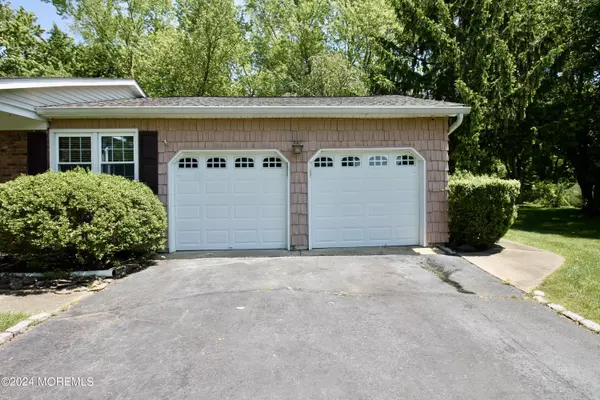 Freehold, NJ 07728,100 Sycamore Avenue