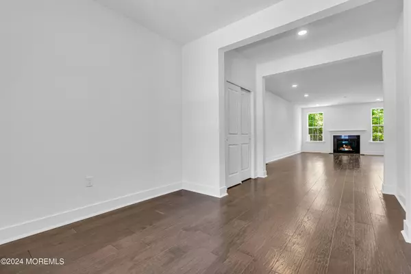 Oakhurst, NJ 07755,131 Woolley Court