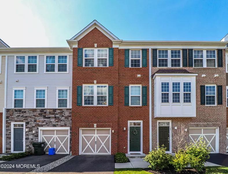 158 Waypoint Drive #2204, Eatontown, NJ 07724