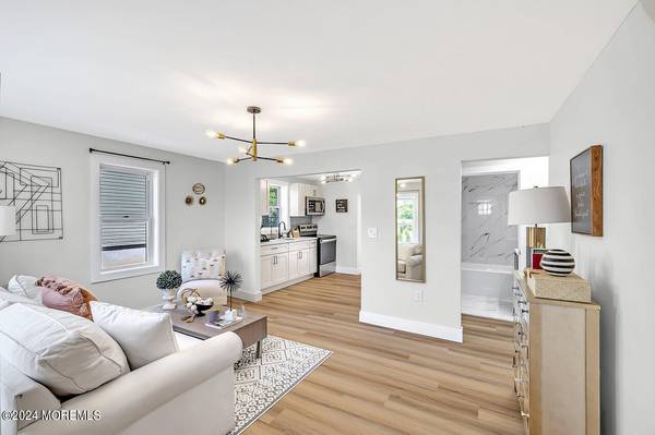 311 Station Avenue, Glendora, NJ 08029