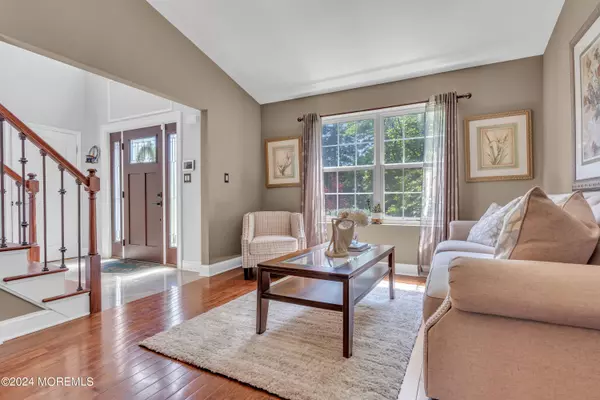 Manalapan, NJ 07726,140 Millhurst Road