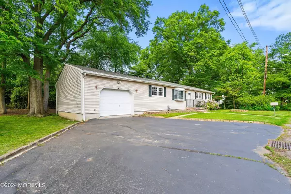 Hazlet, NJ 07730,105 11th Street