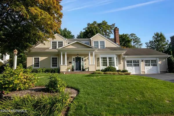 18 Hillcrest Road, Fair Haven, NJ 07704