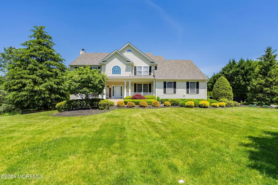 301 Karen Court, Freehold, NJ 07728
