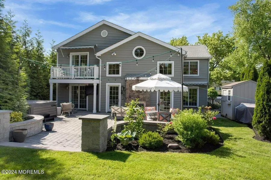 3 Ruddy Court, Little Silver, NJ 07739