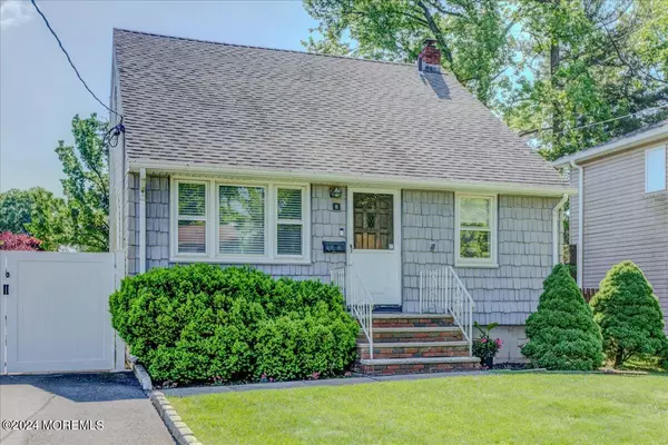 Colonia, NJ 07067,16 Princeton Avenue