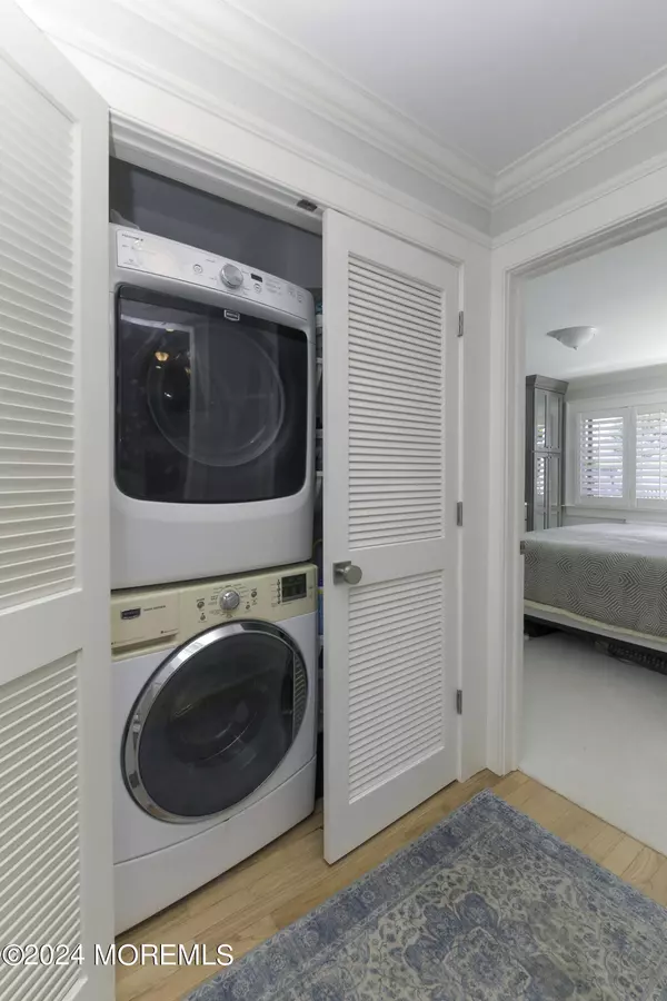 Sea Bright, NJ 07760,1187 E Ocean Avenue #21