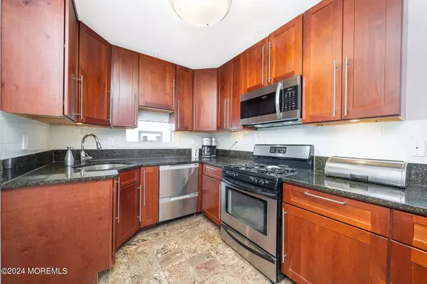 Union City, NJ 07087,507 Central Avenue Avenue #3