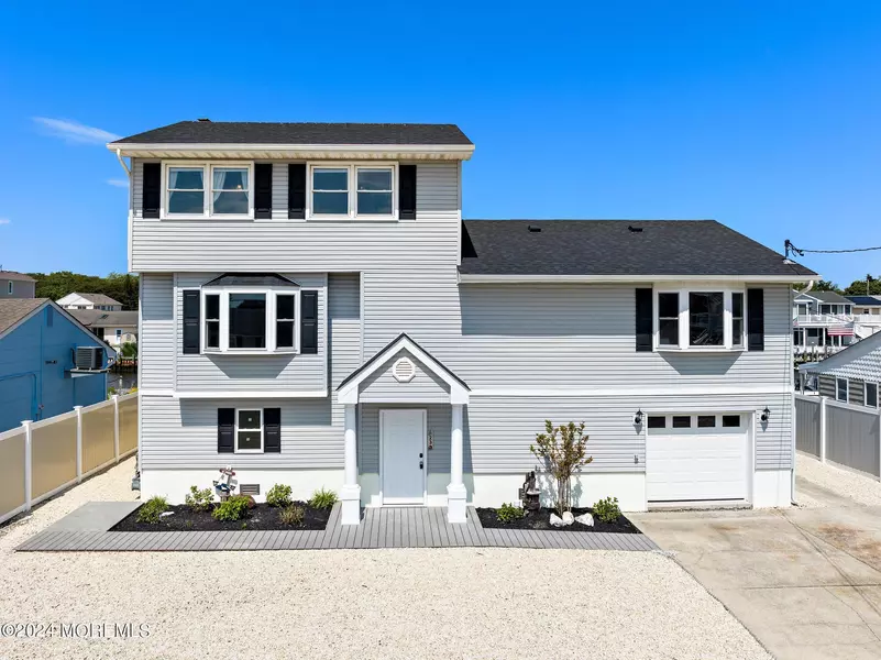 23 Kansas Road, Little Egg Harbor, NJ 08087