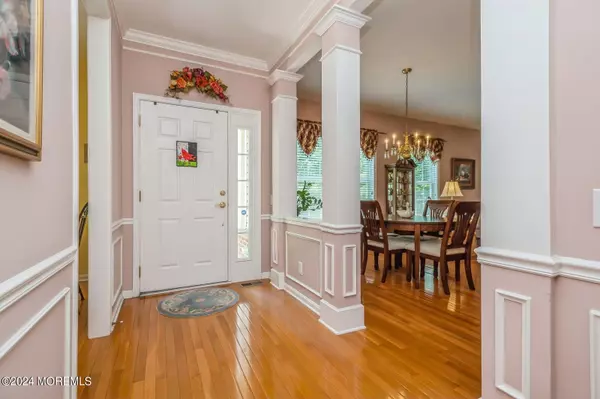 Hamilton, NJ 08690,185 Sparrow Drive