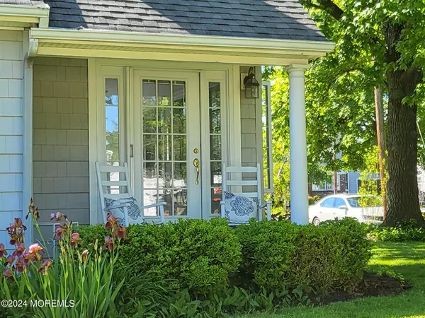 Manasquan, NJ 08736,35 Willow Way