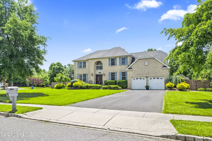 501 Hartshorne Court, Freehold, NJ 07728