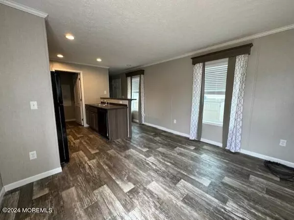 Hazlet, NJ 07730,8 Avenue B