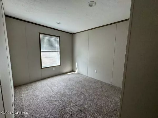 Hazlet, NJ 07730,10 Avenue B