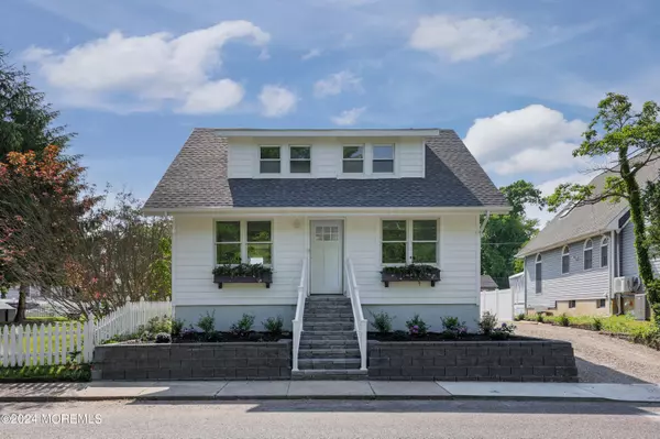 Wall, NJ 07719,1613 Pine Tree Way