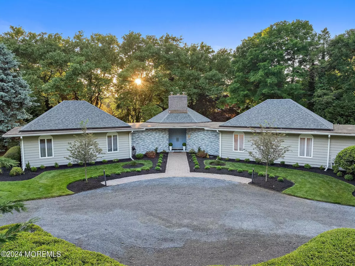 Fair Haven, NJ 07704,530 Ridge Road