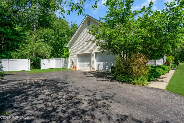 Jackson, NJ 08527,6 Mount Olive Lane