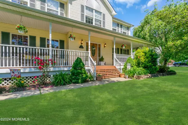 Jackson, NJ 08527,6 Mount Olive Lane