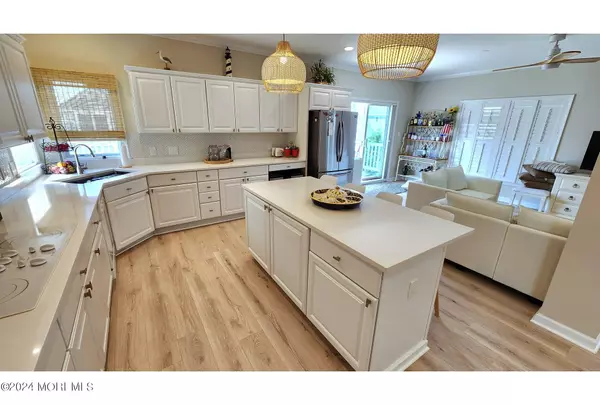 Lavallette, NJ 08735,29 4th Avenue