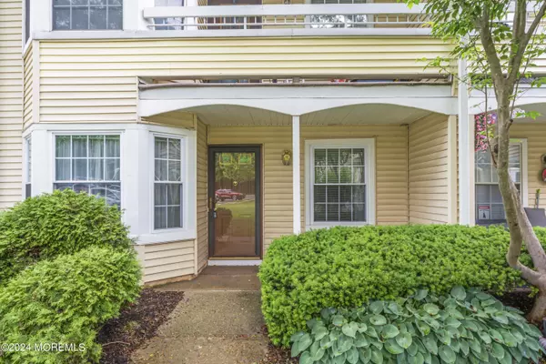 Hightstown, NJ 08520,9 Powell Court
