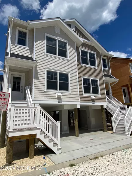 11 Cummins Street, Mantoloking, NJ 08738
